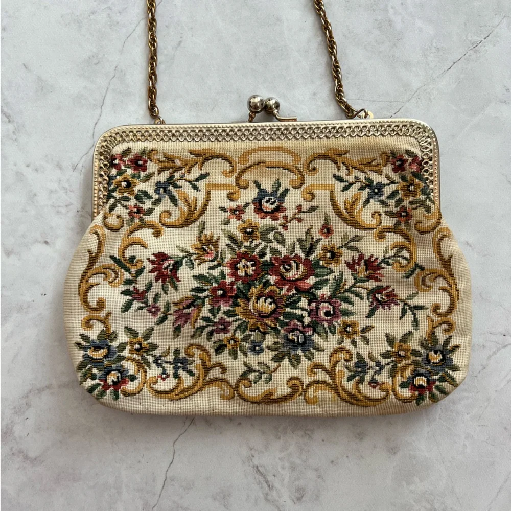 Vintage Walborg Tapestry Clutch Floral Embroidery Purse